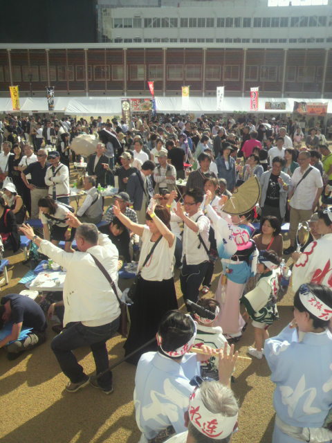 12阿波おどり3