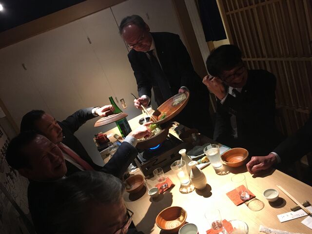 写真12 鴨鍋作る