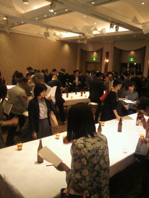 (13)利き酒競技会風景
