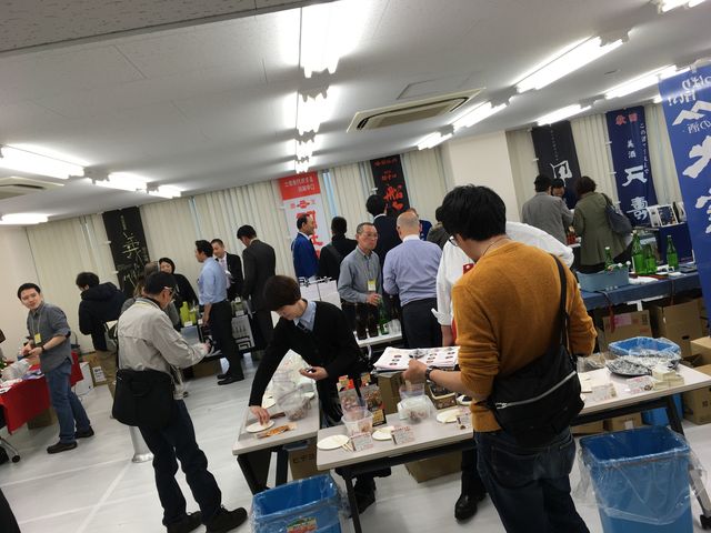 �̿�16 8���������