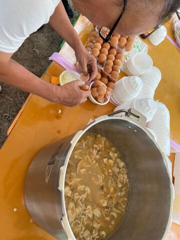 写真24 豚汁と卵かけご飯
