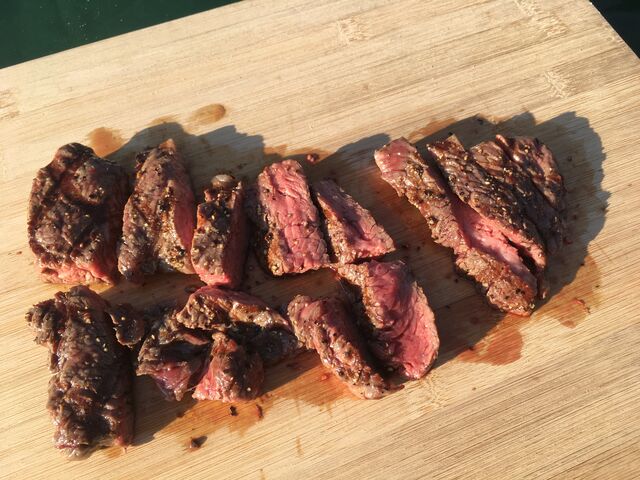 写真12 四万十牛ステーキ!