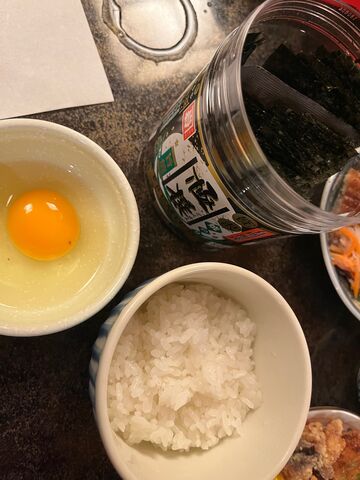 写真33 卵かけご飯と海苔