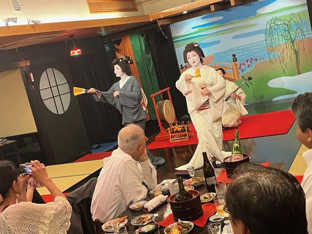 写真20 土佐芸妓の舞い