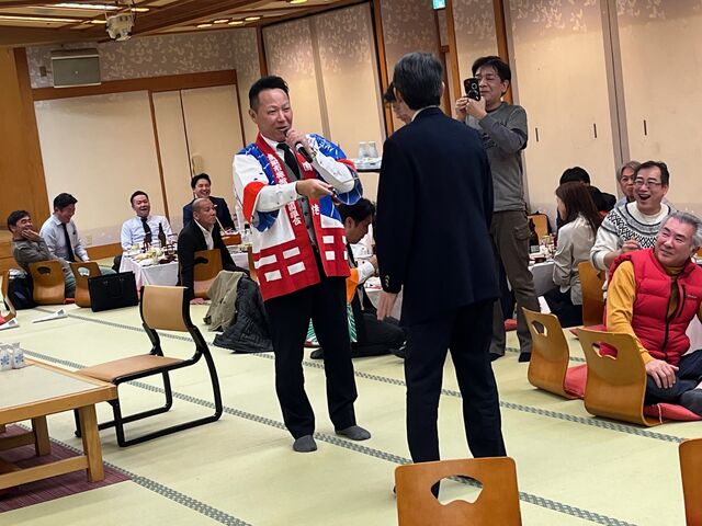 写真26 景品プレゼント