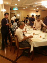 ���ߥʡ���λ2