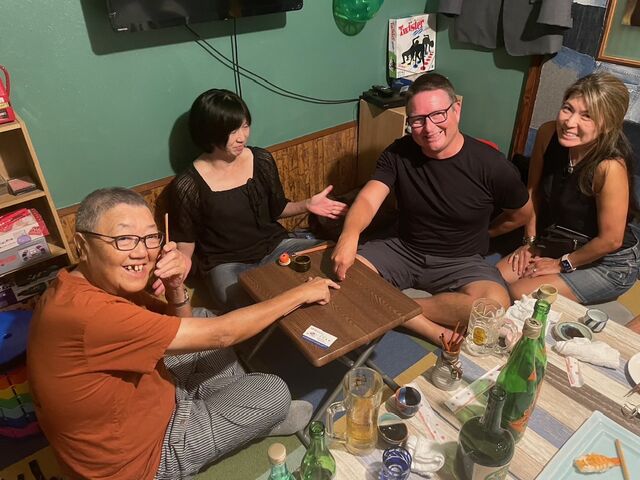 写真21 米国人カップルはし拳挑戦2