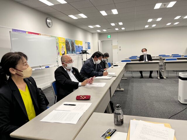 2022.11.25写真1 委員会スタート