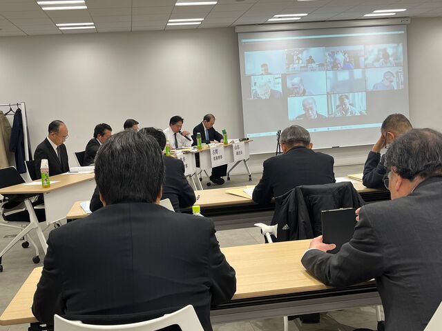 写真1 臨時総会