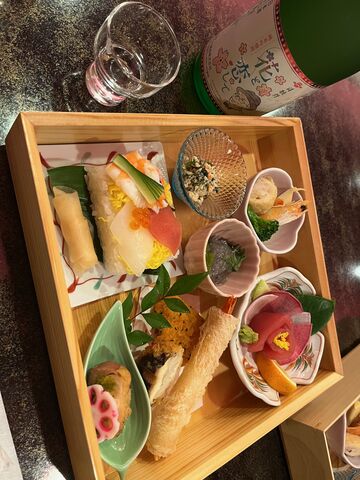 写真6 花と恋してと酒肴盛り