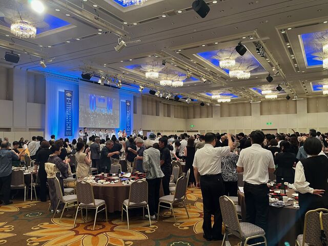 写真21 乾杯2