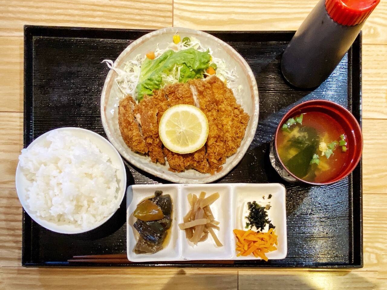 つまみぐい】「お食べ 和寿@周南市」の「とんかつ定食」 #お食べ和寿