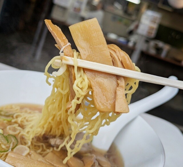 PXL_20251201_231543432