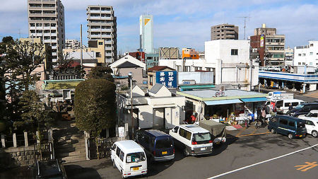 b0b300e8.jpg