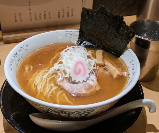 PXL_20251127_010735726