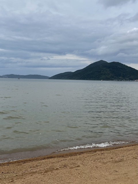 E85DB1D0-7DB0-4AA7-B138-9DE81E695CA7