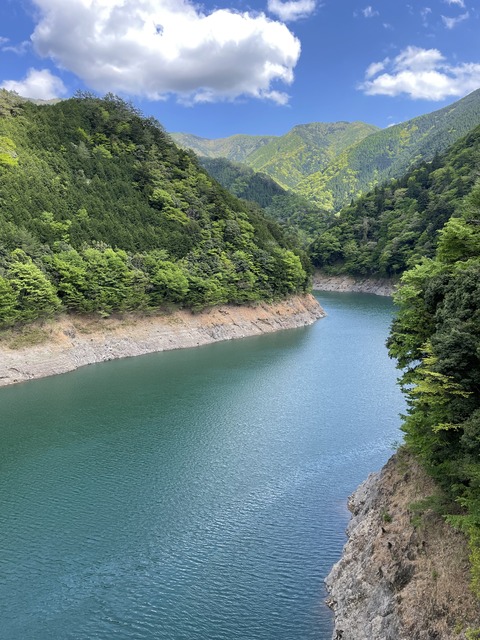 55488CF3-3838-493C-9646-9FFCE252A5F6