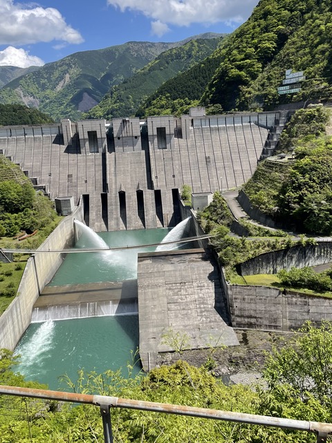 4997C014-B86A-40C7-8C63-496C561B2F53