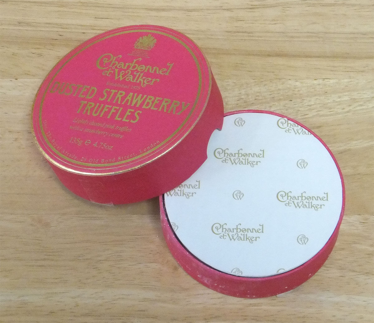 つくばランチ食べ歩き２ シャルボネル エ ウォーカー Charbonnet Et Walker ストロベリートリュフ チョコ