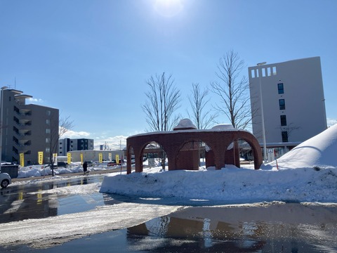 登り窯のモニュメントの写真