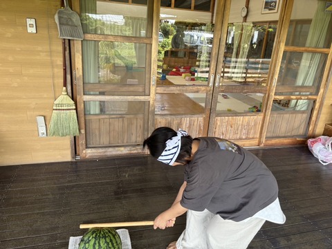 image3