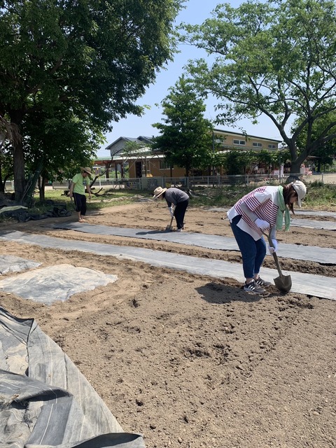 94304B9F-A949-4975-8F1A-96BEF459DB61