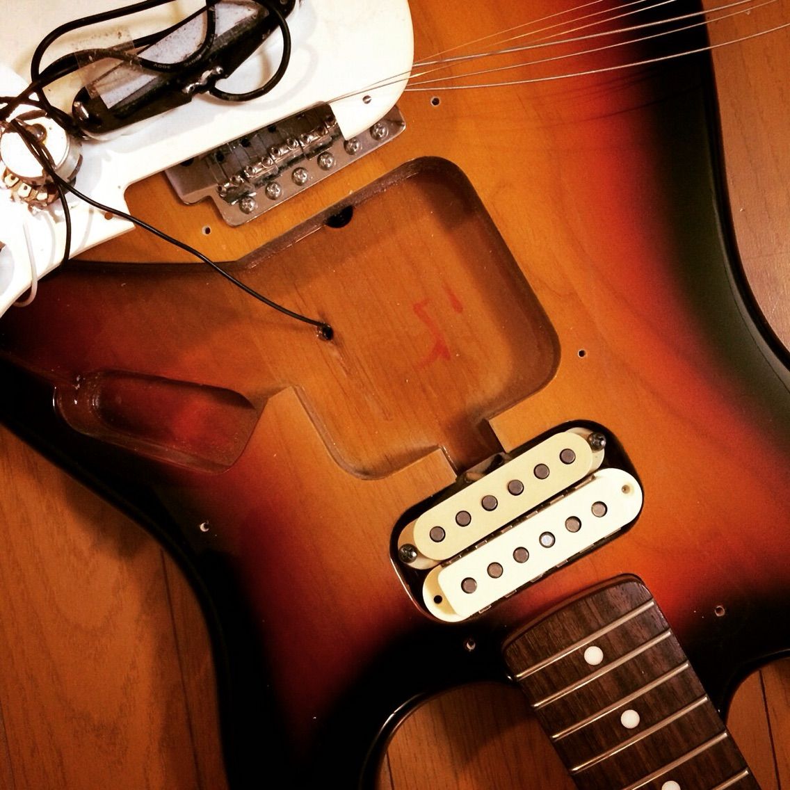 MANAKANA[Stratocaster] : まつしまストア