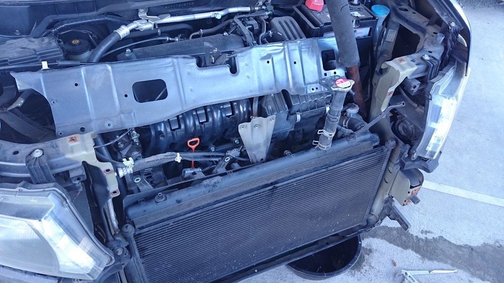 モビリオスパイク ラジエター交換日記 向かい風で遅刻