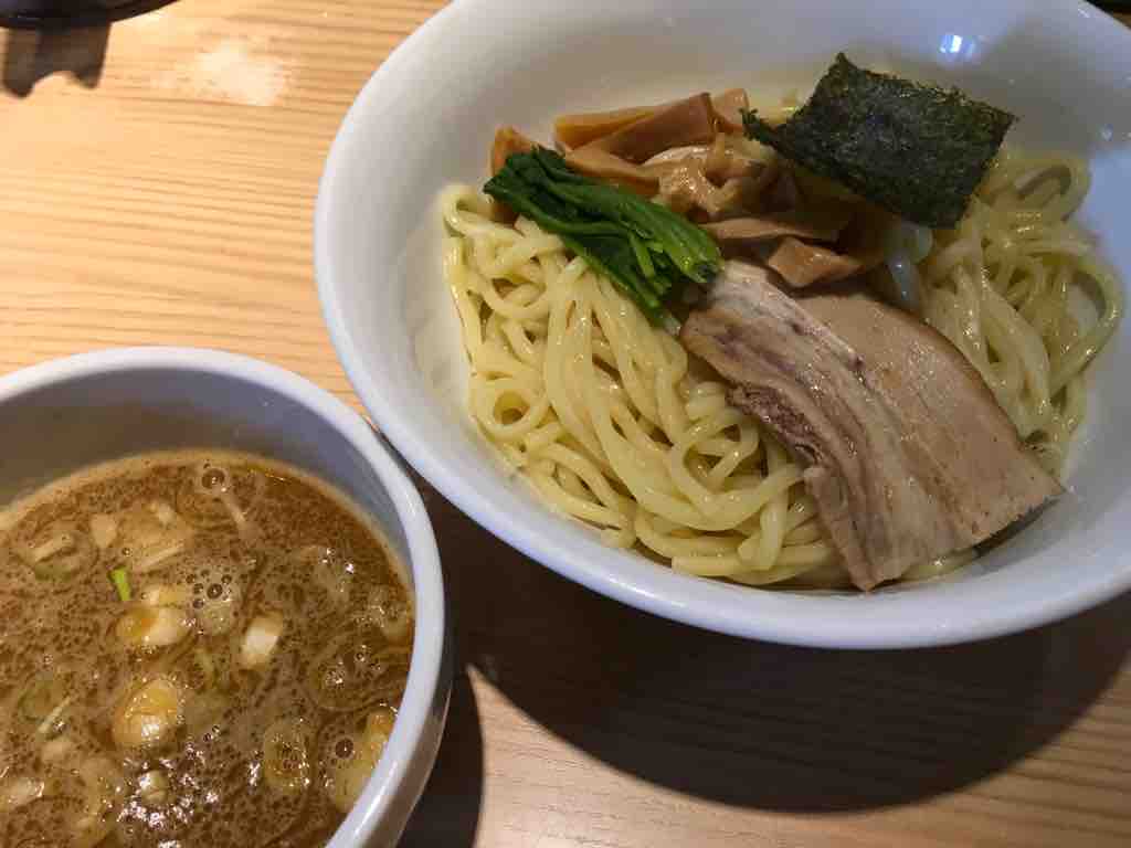 麺屋みちしるべ 二子玉川 ラメタベコーゼ