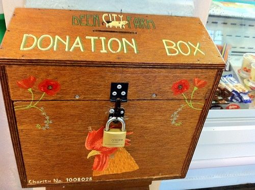 donation box 寄付