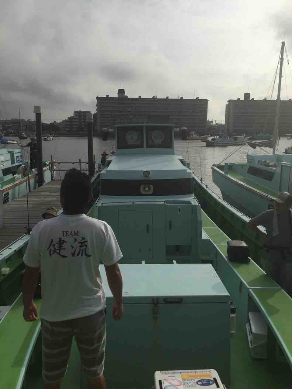 湾フグ撃沈丸 リリース キャッチ 野毛屋 釣りができない週末なんて