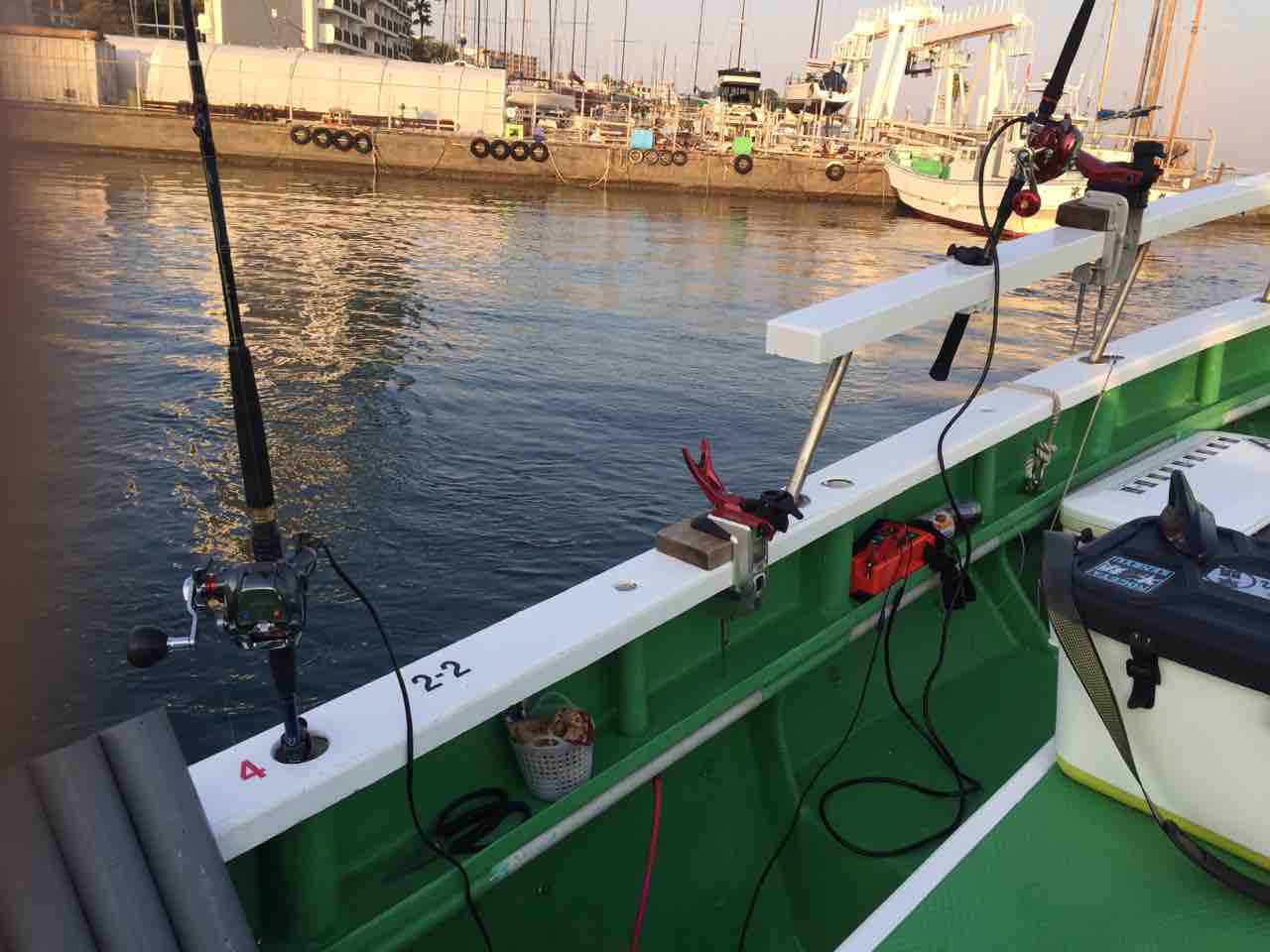 ズドンと入れ ヤリイカ泳がせ やまはち丸 釣りができない週末なんて