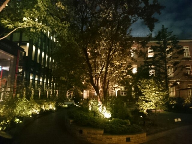 レトロでお洒落な三菱一号館美術館cafe14 アウトドア剱猫の Enjoy おひとりさまライフ