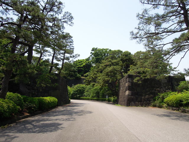 新緑ランチタイムコンサート 皇居東御苑 アウトドア剱猫の Enjoy おひとりさまライフ