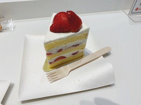 AE7E14C9-4C96-48EC-96B8-3E7D328A98DD