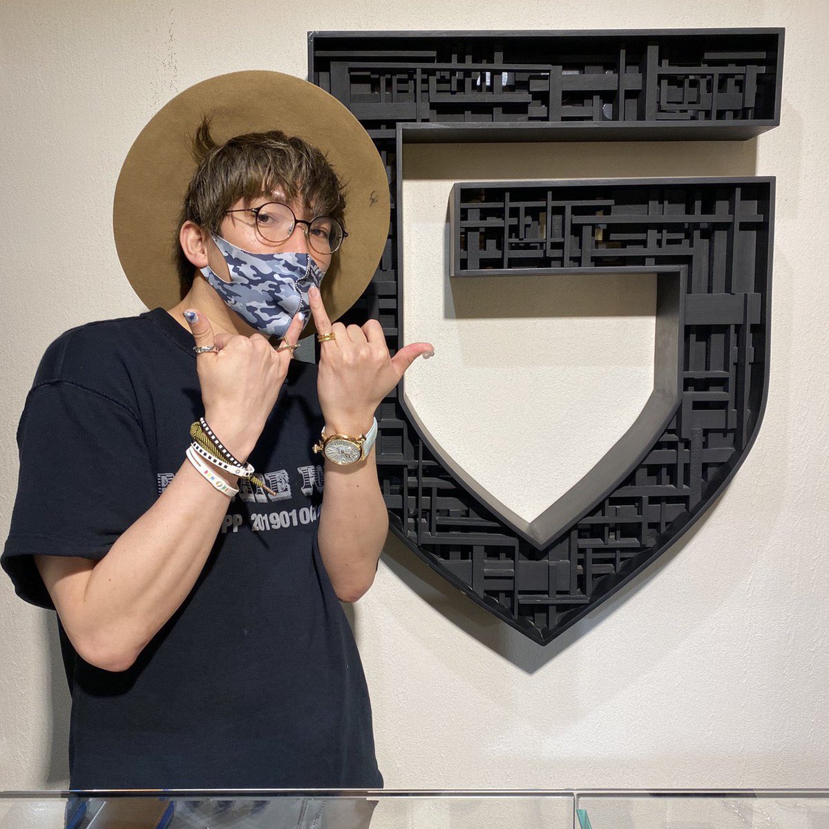 Exit りんたろー ガルニ Garni に来店 アクセサリーを購入した メンズセレブファッションニュース Exit りんたろー ガルニ Garni に来店 アクセサリーを購入した メンズセレブファッションニュース