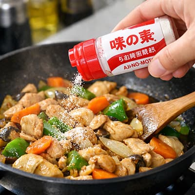 味の素入れるとほんと美味くなるよな