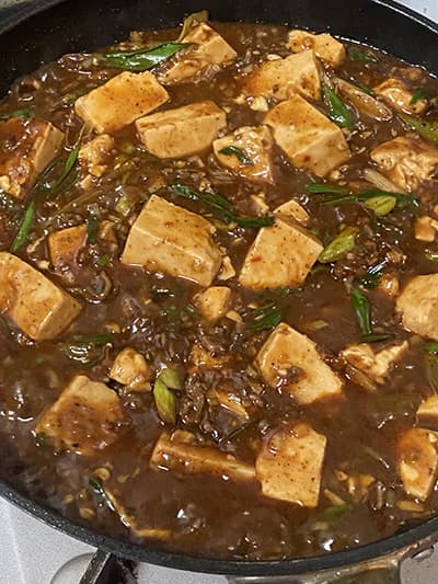 麻婆豆腐を作る