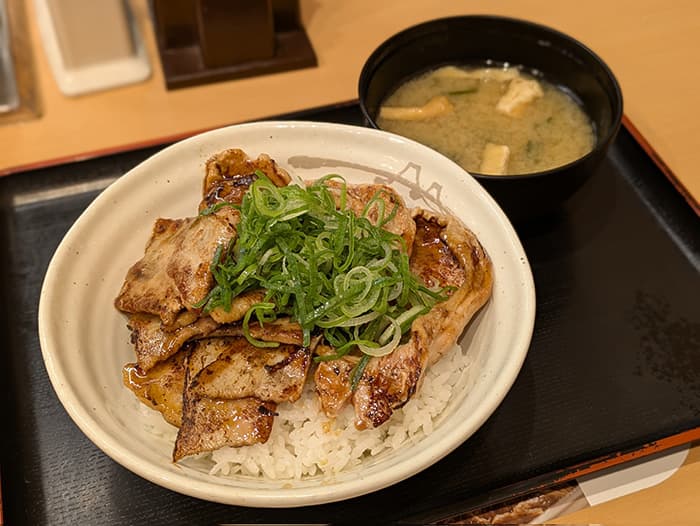 松屋の炙り十勝豚丼