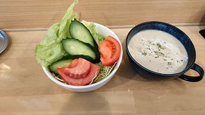 サラダとスープ