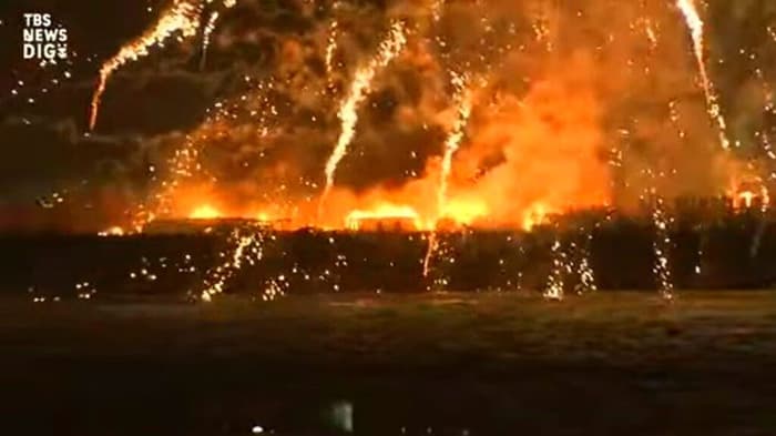 横浜みなとみらいの花火事故