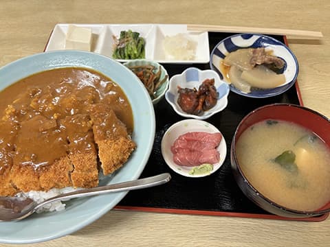 カツカレー
