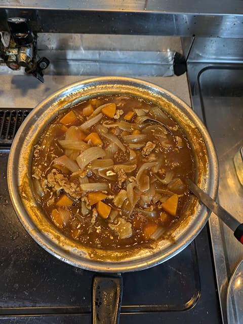 カレー作り過ぎちゃったんだけどどうしよう