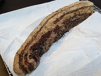 自家製パンチェッタ完成したけど見る？