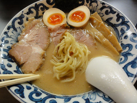 斑鳩特製ラーメン