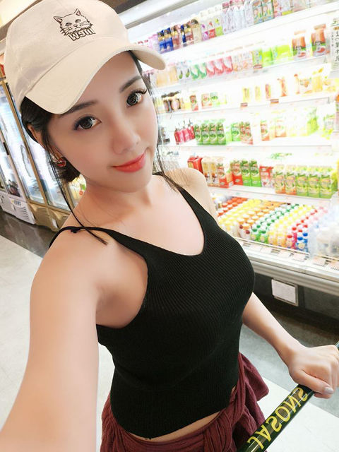 Kuan Chi Huang8
