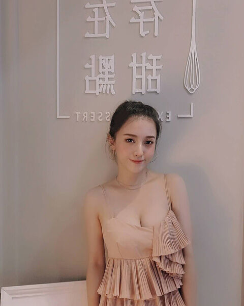 Wei Mo9