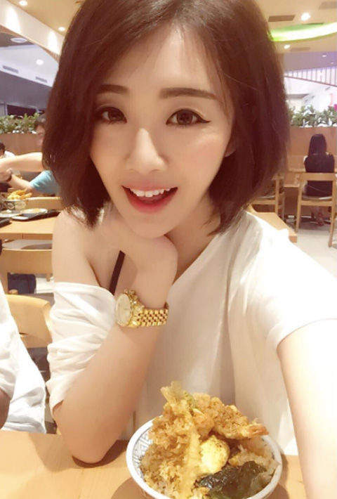 Chiaro Chen13