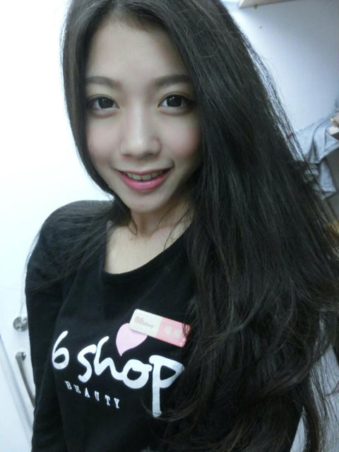 Una Yang13