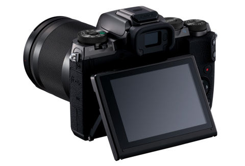 EOS M5